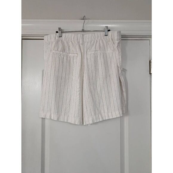 GAP High Rise Pleated linen blend shorts women's 18 white striped modest coastal - Picture 3 of 6